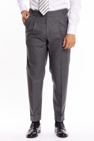 Pantalone uomo vita alta con fibbie laterali grigio medio fresco lana super 140's Holland & Sherry risvolto 5cm